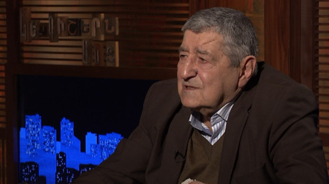 Կեսգիշերն անց. Արշակ Սադոյան