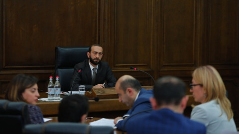 Парламентская неделя