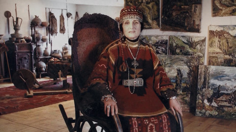Искусствовед Лусик Агулеци