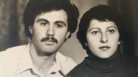 Две полярности. Гагик и Алиса