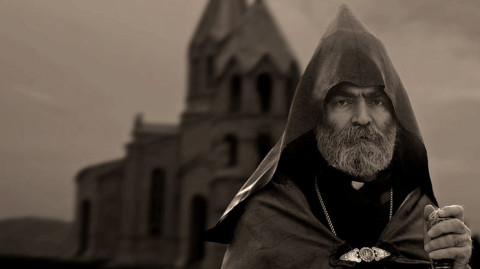 Պարգև Սրբազան