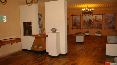 Познай Армению. Разданский геологический музей