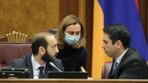 Парламентская неделя