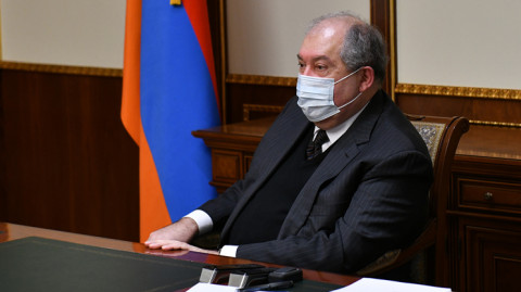 Вести 13:00