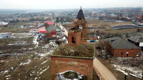 Օտար, ամայի ճամփեքի վրա. Ռոստով 5