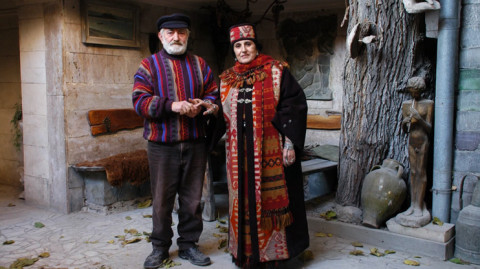 Армянский художник, этнограф, заслуженный деятель культуры РА Лусик Агулеци
