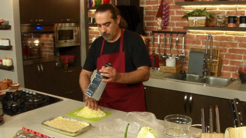Let's Cook Together: Onion and Cheese Pie