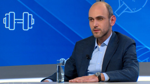 Առաջին սպորտ. Արեգ Սարիբեկյան