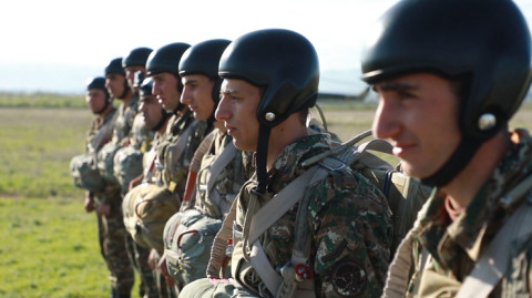 Զինուժ